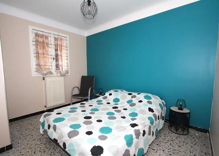 Appartement 2 Pieces Avec Parking Et Vue Sur La Marina *