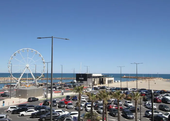 2 Pieces Avec Parking Et Vue Sur La Marina Appartement